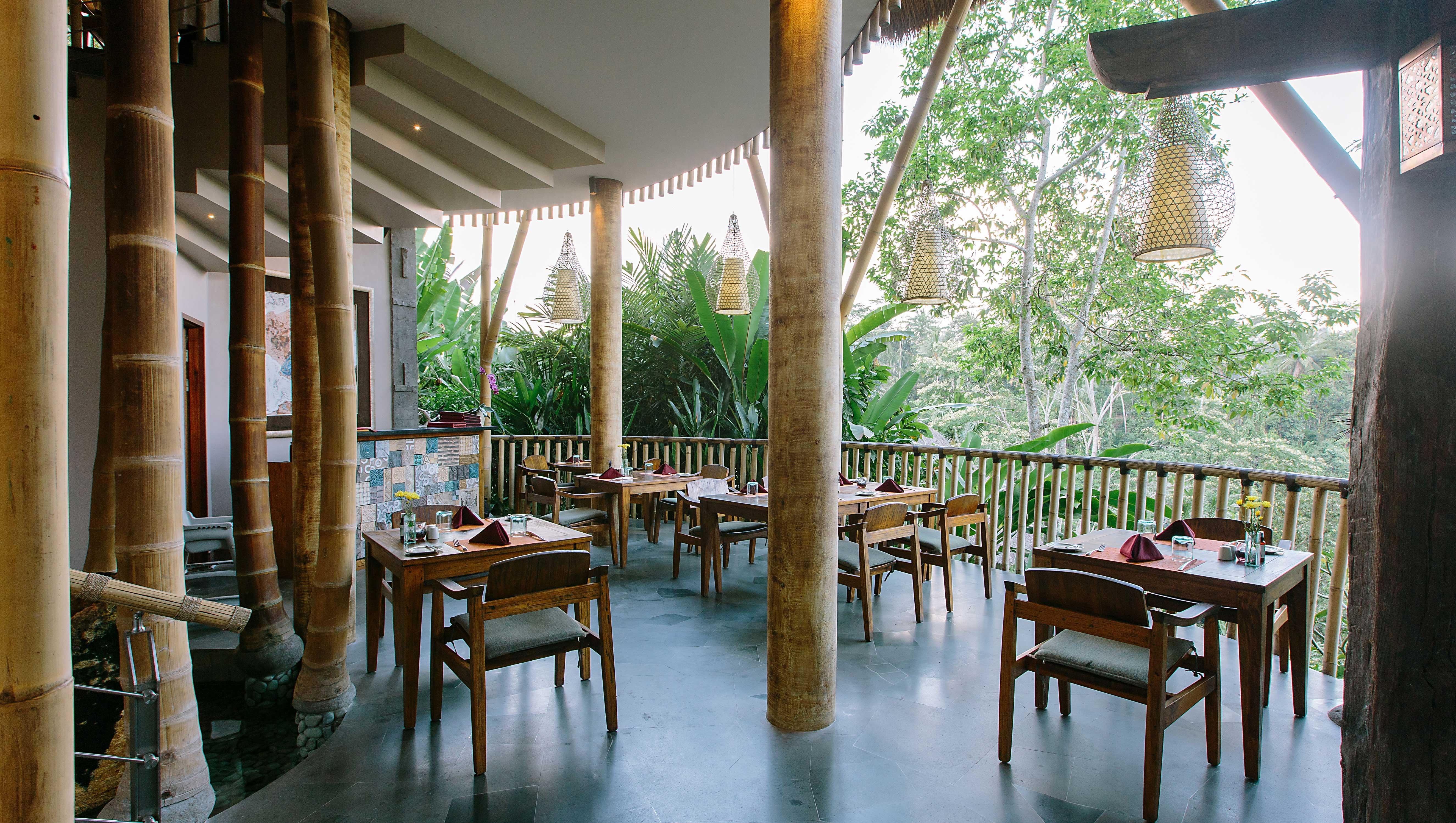 Resort Tejaprana & 5*